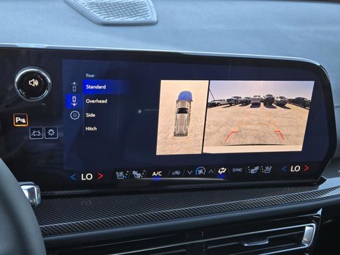 New 2026 Chevrolet Traverse High Country image 28