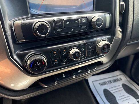 Used 2018 Chevrolet Silverado 1500 LT w/ All Star Edition AWD/4WD image 29
