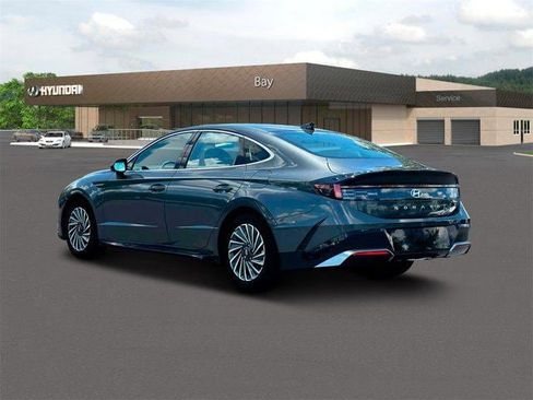 New 2025 Hyundai Sonata SEL image 5