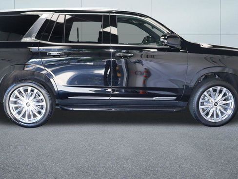 Certified 2024 Cadillac Escalade Premium Luxury w/ Performance Package AWD/4WD image 8