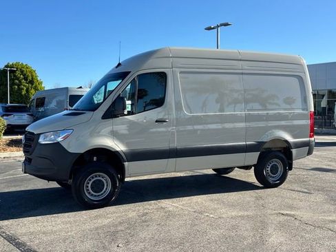 New 2026 Mercedes-Benz Sprinter 2500 image 10