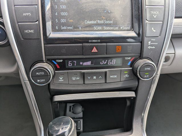 Used 2016 Toyota Camry XLE FWD image 19