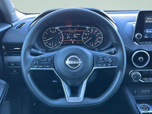 Used 2025 Nissan Sentra SV image 16