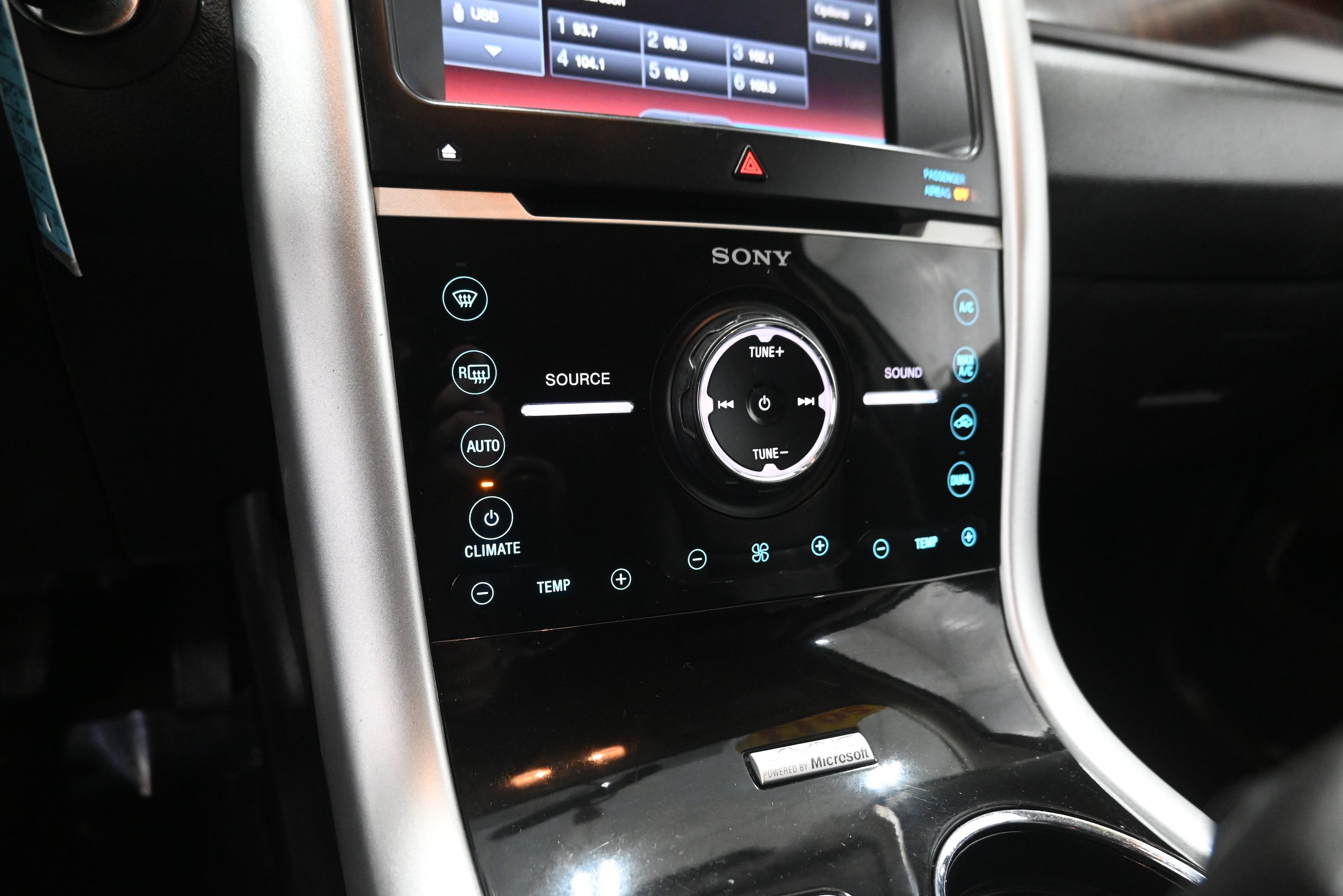 Used 2013 Ford Edge Limited FWD image 13