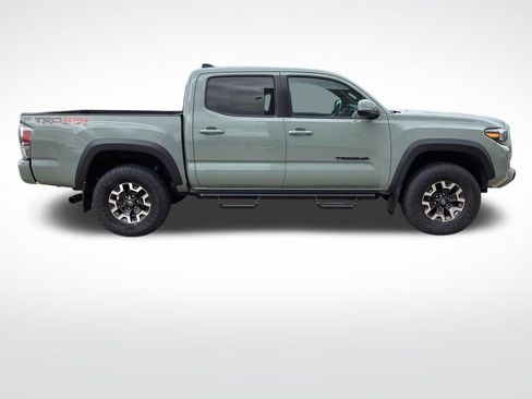 Used 2023 Toyota Tacoma TRD Off-Road w/ TRD Premium Off Road Package AWD/4WD image 14