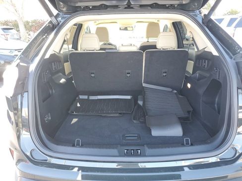 Used 2022 Ford Edge SEL w/ Convenience Package image 26
