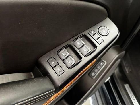 Used 2020 Chevrolet Suburban Premier w/ Max Trailering Package AWD/4WD image 10