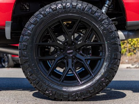 New 2025 Ford F150 Lariat w/ Equipment Group 501A Mid image 18