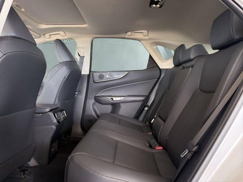 Certified 2025 Lexus NX 250 FWD w/ Towing Package (2000 Lbs) image 11