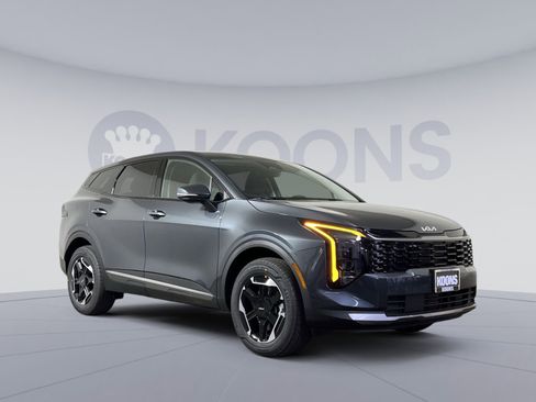 New 2026 Kia Sportage S image 8