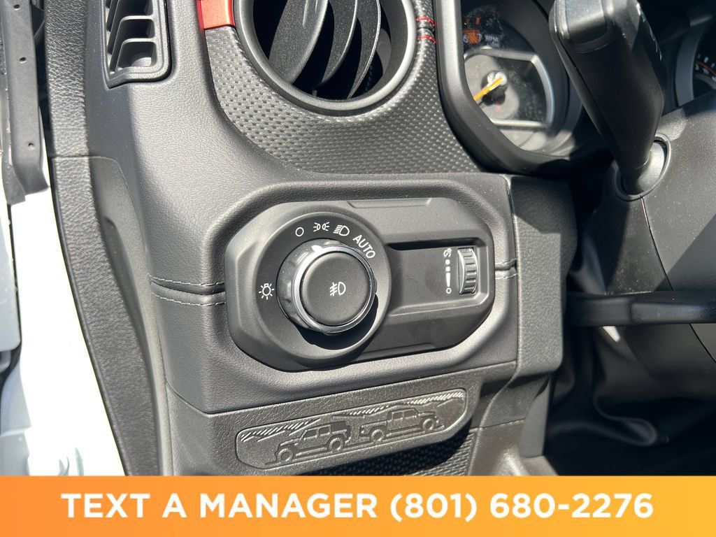 New 2026 Jeep Wrangler Unlimited Rubicon AWD/4WD image 30