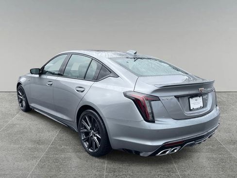 New 2026 Cadillac CT5 V image 3