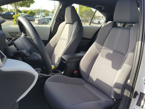 Used 2023 Toyota Corolla SE FWD image 19