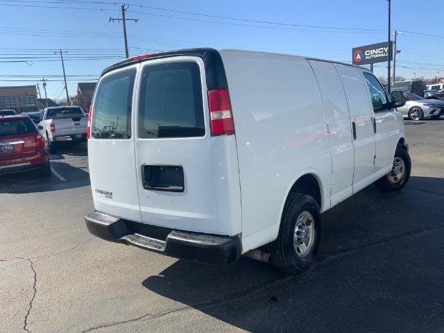 Used 2014 Chevrolet Express 2500 RWD image 5