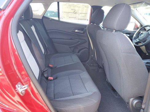 New 2026 Chevrolet Trax LS image 12