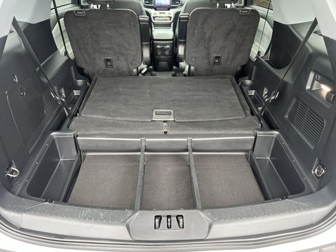 Used 2023 Ford Explorer XLT w/ Equipment Group 202A image 45