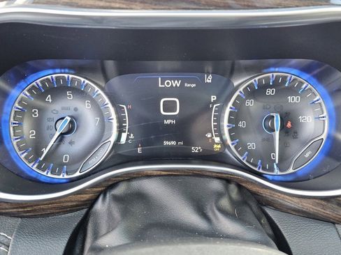 Used 2021 Chrysler Pacifica Limited w/ Premium & Safety Sphere Group AWD/4WD image 29