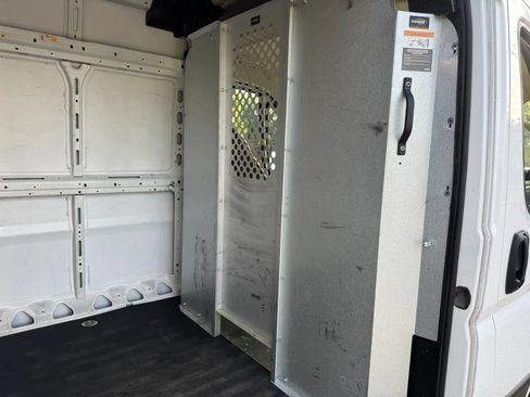 Used 2023 RAM ProMaster 2500 FWD image 21