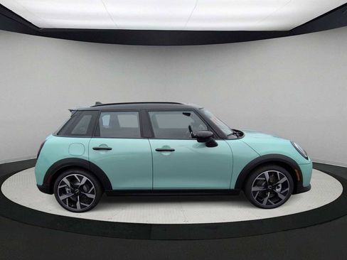 New 2026 MINI Cooper S image 9