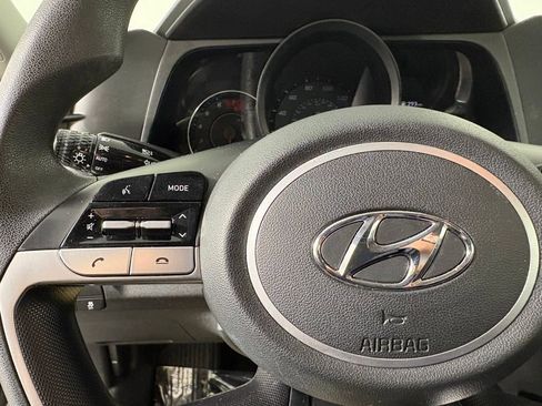 Used 2021 Hyundai Elantra SEL image 23