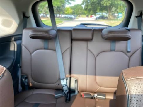 Used 2024 Honda Pilot Elite image 7