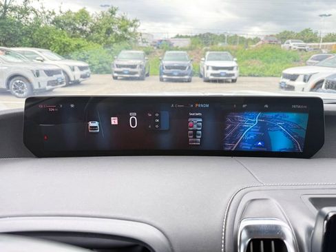 Used 2025 Ford Expedition Max Platinum AWD/4WD image 42