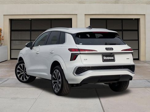 New 2026 Audi Q3 quattro 2.0T image 3