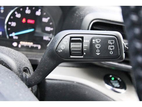 Used 2020 Ford Explorer XLT w/ Equipment Group 202A image 14