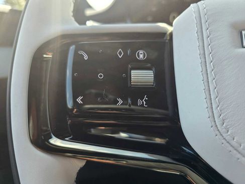 New 2026 Land Rover Range Rover Sport Dynamic SE AWD/4WD image 32
