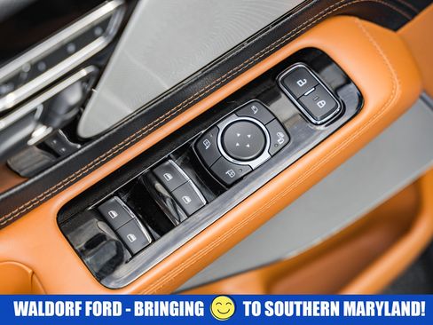 Used 2023 Lincoln Aviator Black Label Grand Touring image 42