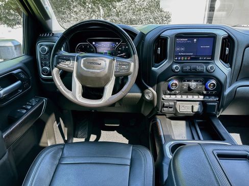 Used 2022 GMC Sierra 3500 Denali AWD/4WD image 24