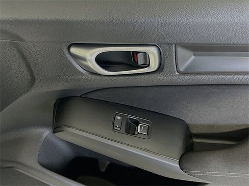 Used 2023 Honda Civic Sport image 31