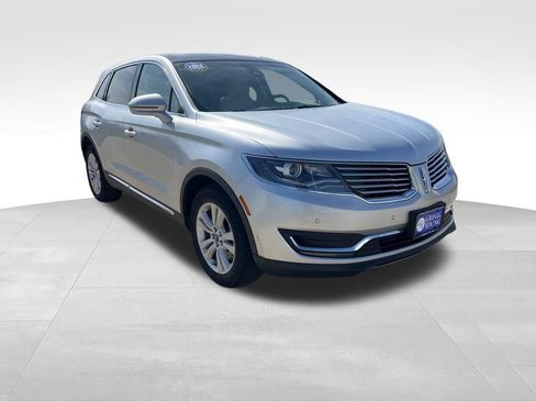 Used 2016 Lincoln MKX Reserve w/ Technology Package image 8