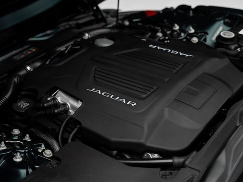 Used 2021 Jaguar F-TYPE R AWD/4WD image 75