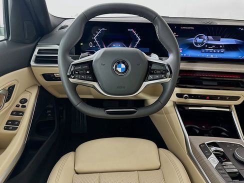 Used 2025 BMW 330i Sedan w/ Convenience Package image 23