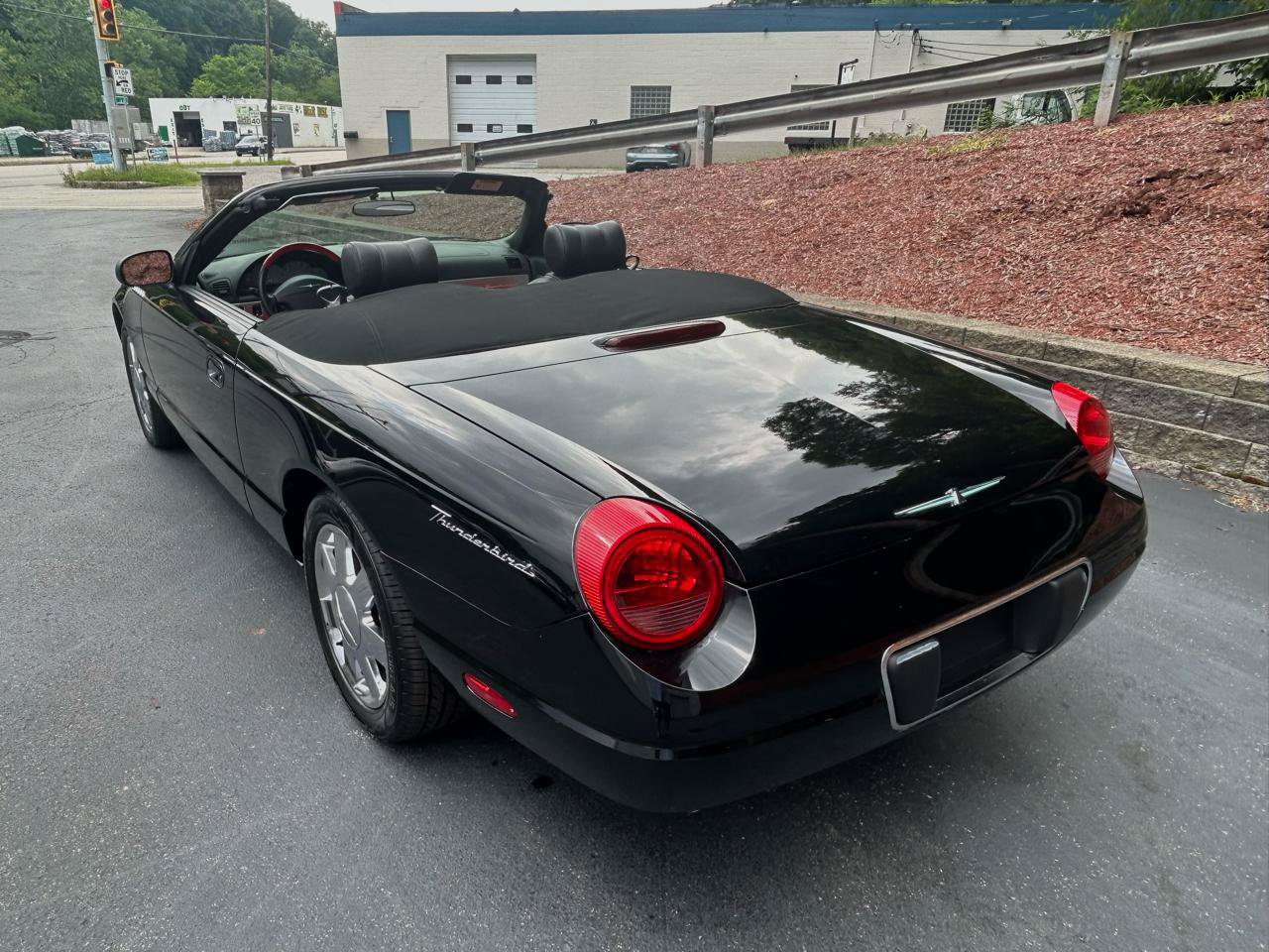 Used 2002 Ford Thunderbird RWD image 6