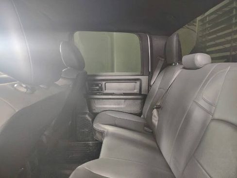 Used 2022 RAM 3500 Tradesman w/ Chrome Appearance Group AWD/4WD image 19