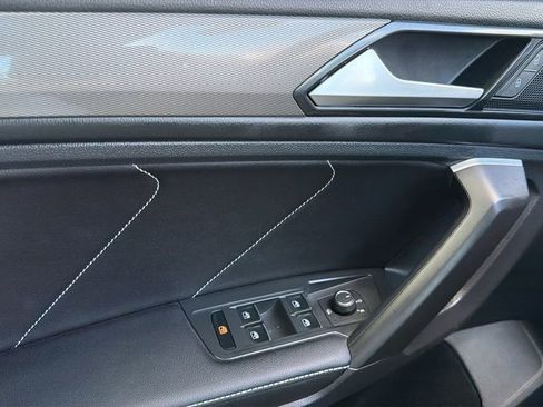 Certified 2023 Volkswagen Tiguan SE w/ Panoramic Sunroof Package FWD image 22
