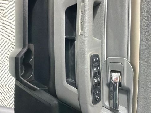 Used 2017 RAM 1500 Big Horn AWD/4WD image 11