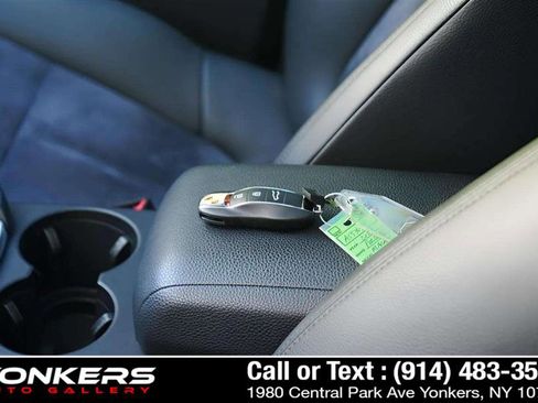 Used 2021 Porsche Macan S image 38