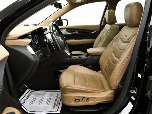 Used 2023 Cadillac XT6 Sport w/ Platinum Package image 11