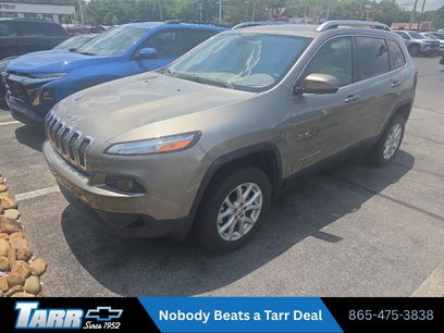 Used 2016 Jeep Cherokee Latitude w/ Cold Weather Group