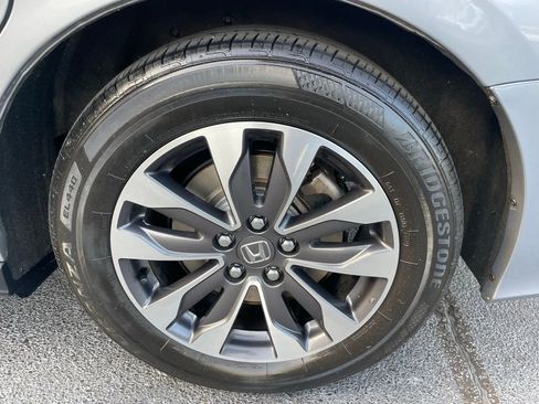 Certified 2024 Honda Odyssey EX-L image 46