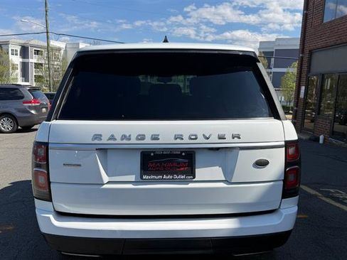 Used 2018 Land Rover Range Rover Supercharged image 17