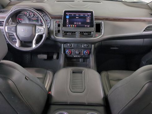 Used 2021 Chevrolet Tahoe Z71 w/ Z71 Signature Package AWD/4WD image 14