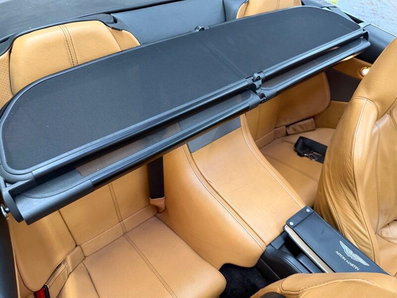 Used 2009 Aston Martin DB9 Volante RWD image 24
