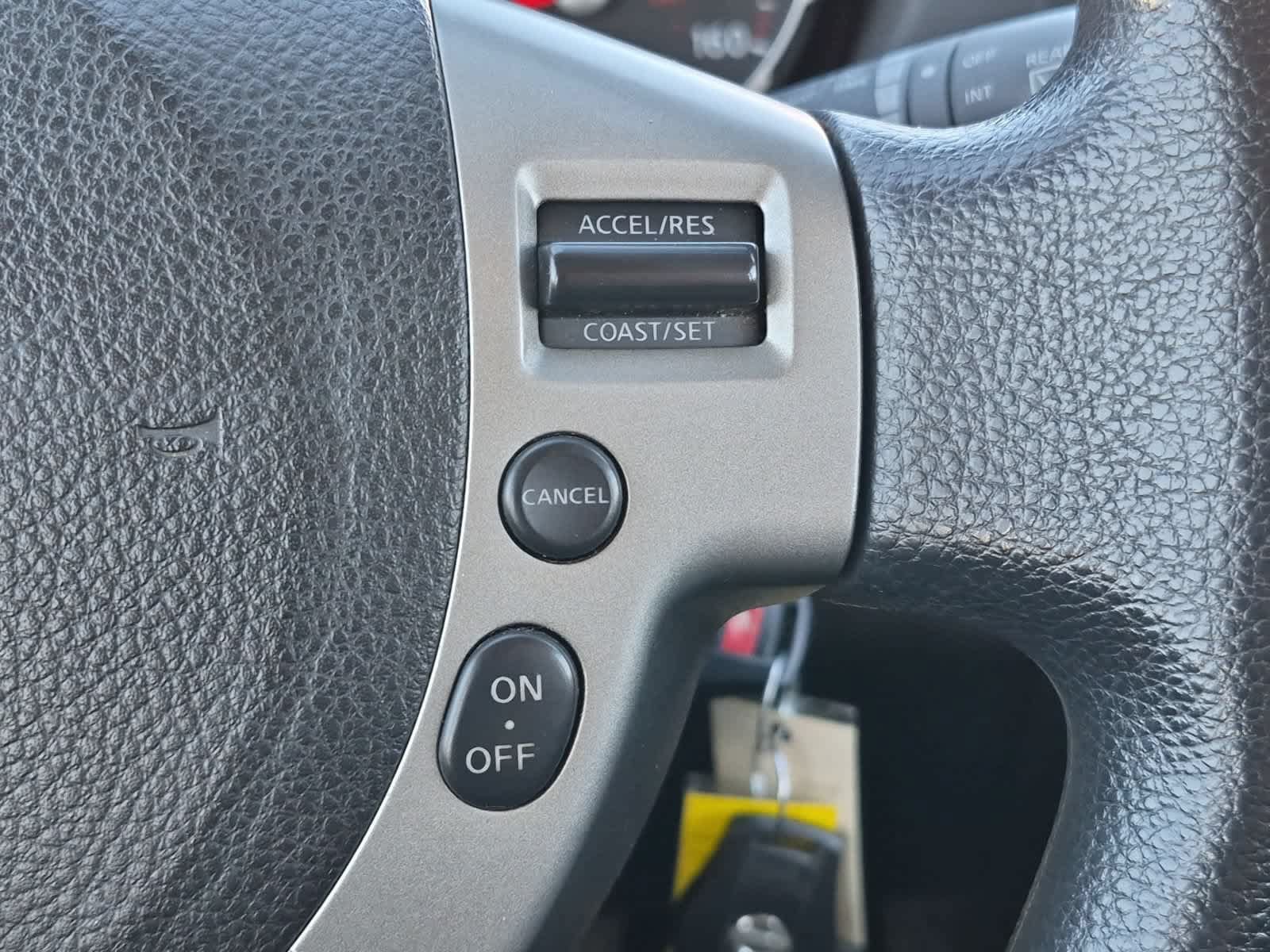 Used 2010 Nissan Rogue S AWD/4WD image 23
