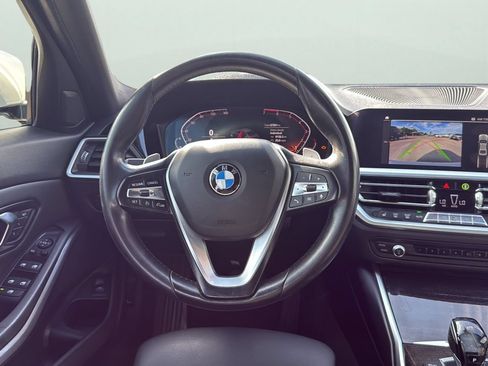 Used 2019 BMW 330i xDrive Sedan AWD/4WD image 9