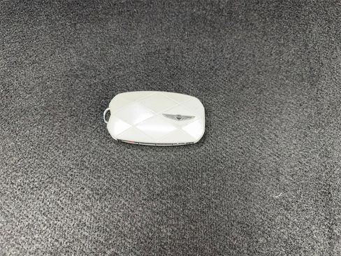 Used 2025 Genesis G70 2.5T image 77