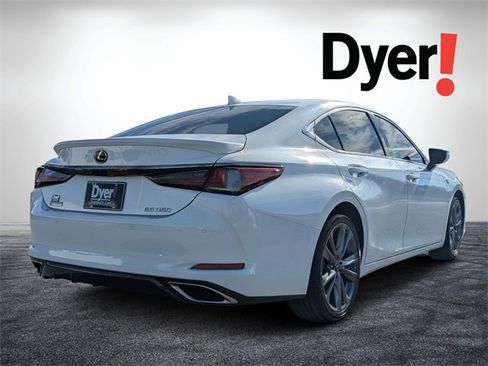 Used 2019 Lexus ES 350 F Sport image 3